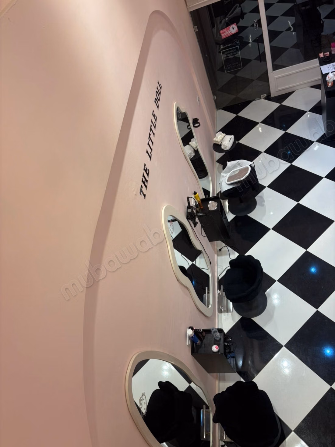 À vendre salon de coiffure femme