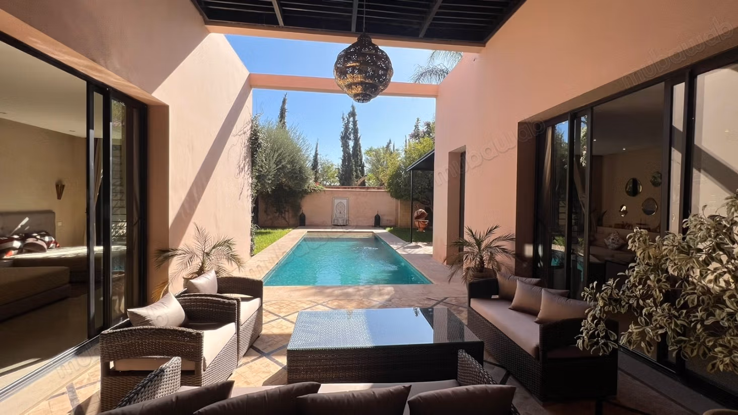 Furnished villa for rent - Al Maaden Golf