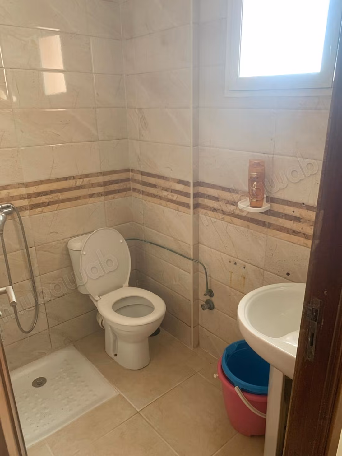 Superbo appartamento in vendita ad Al Boustane. 1 Stanza