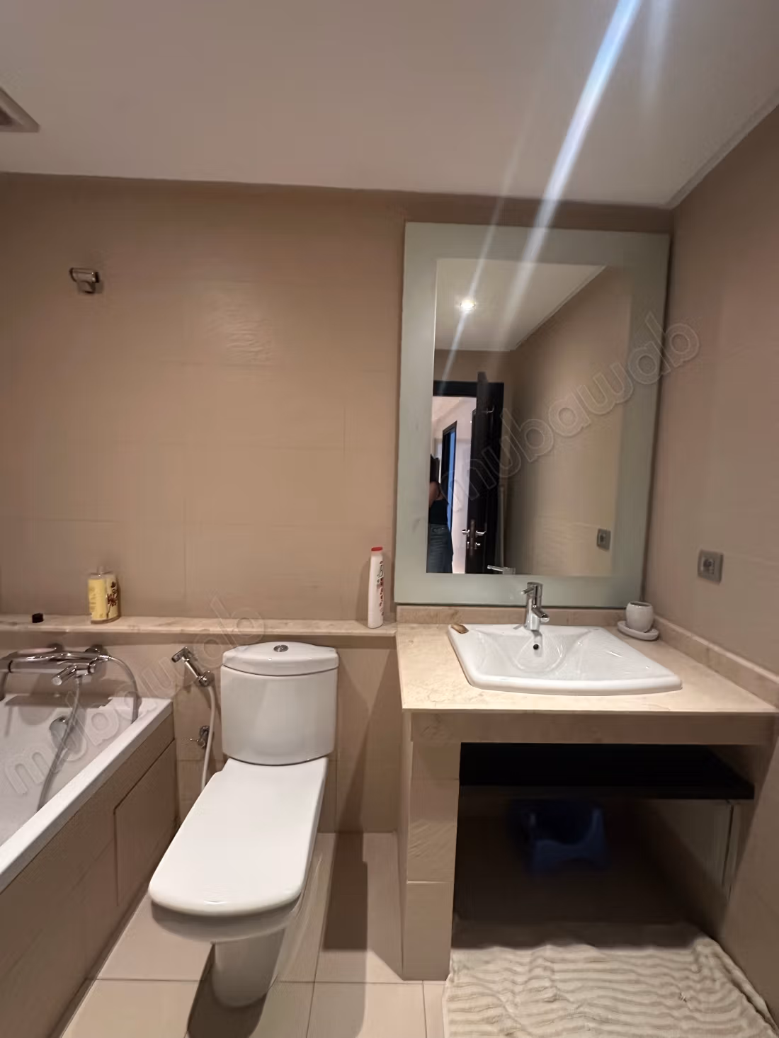 Bellissimo appartamento in affitto a Racine Extension. 3 camere gradevoli. Ammobiliato