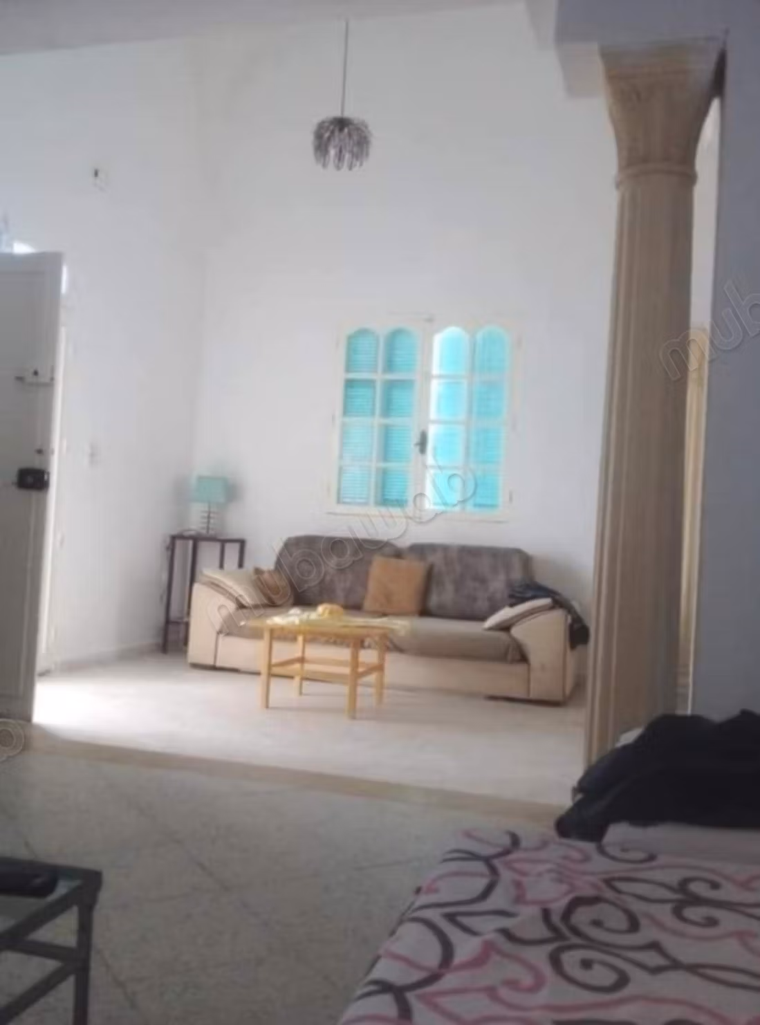 Maison de haut standing à vendre. Superficie 680 m². Bien meublé