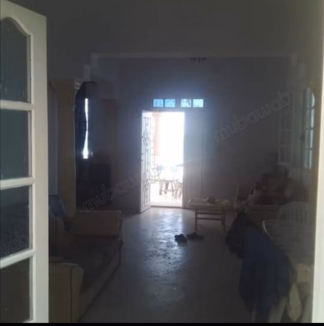 Maison de haut standing à vendre. Superficie 680 m². Bien meublé