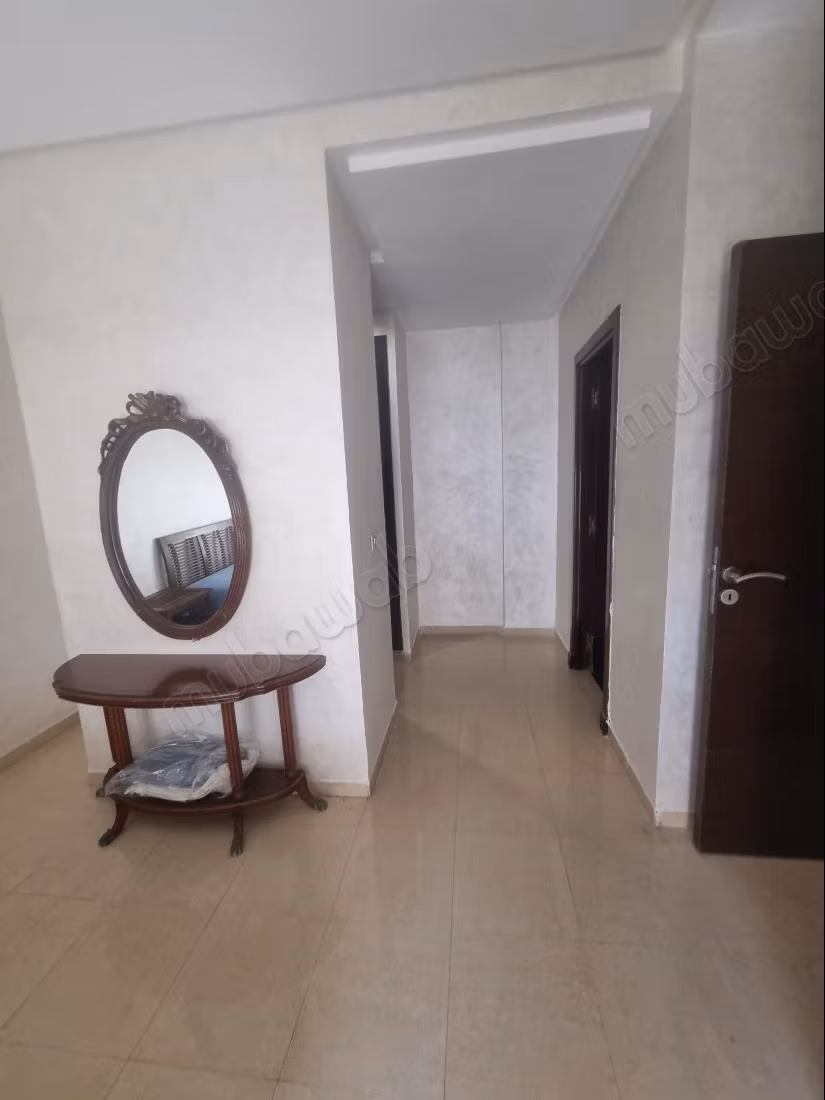 Appartamenti in affitto a Hay Mohammadi. Superficie 101 m². Ascensore e terrazza