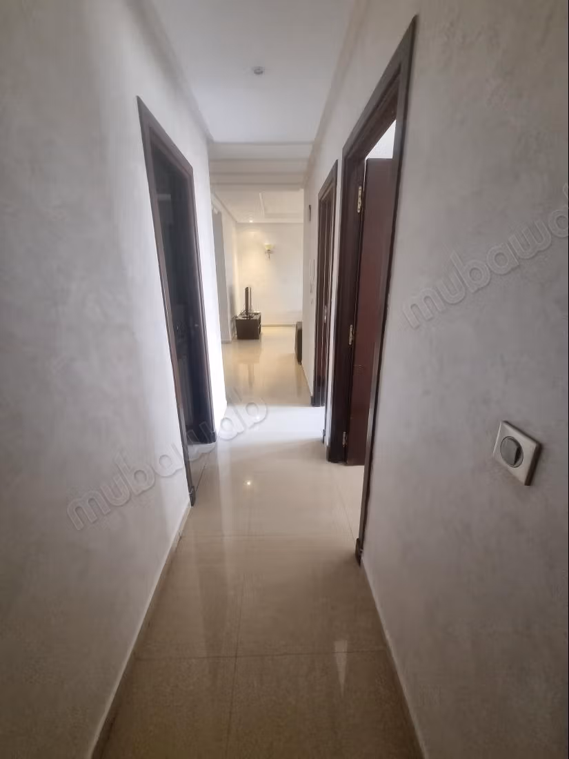 Appartamenti in affitto a Hay Mohammadi. Superficie 101 m². Ascensore e terrazza