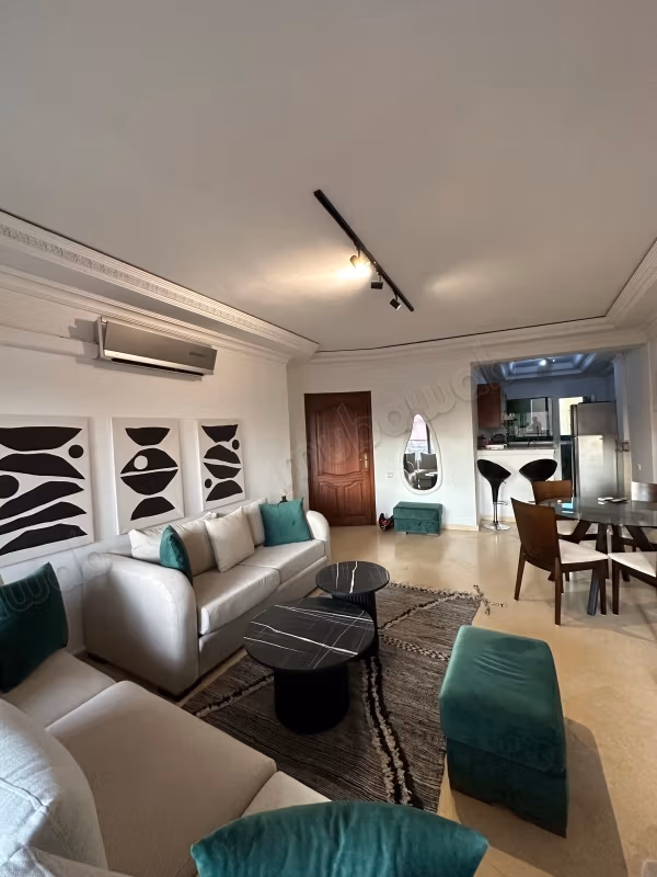 Beautiful furnished apartment at Victor Hugo. 85 meters