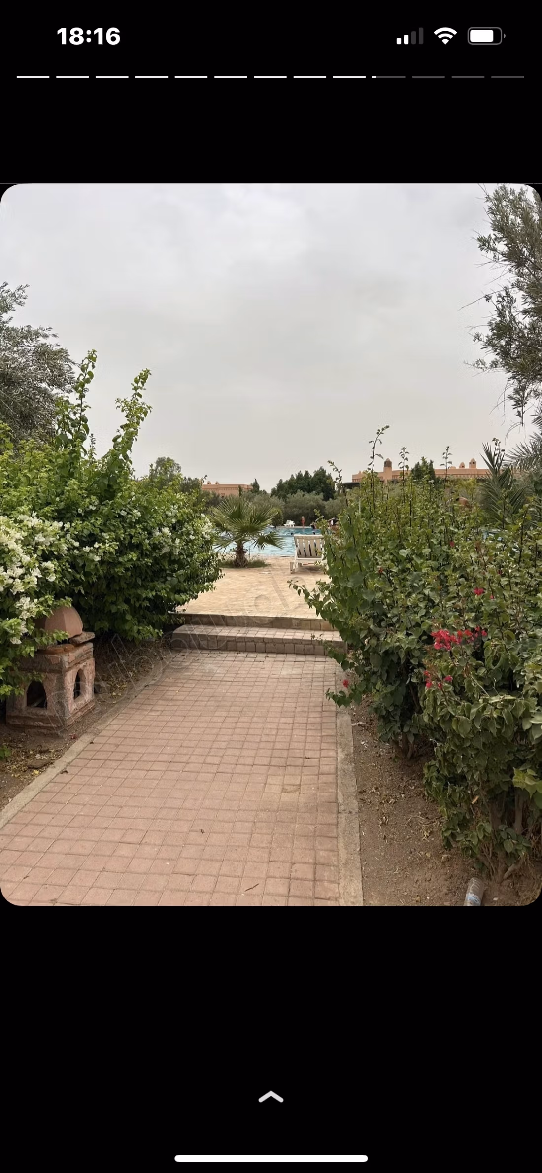 Affitto di un appartamento a Ennakhil Palmeraie. Superficie 135 m². Portiere e piscina