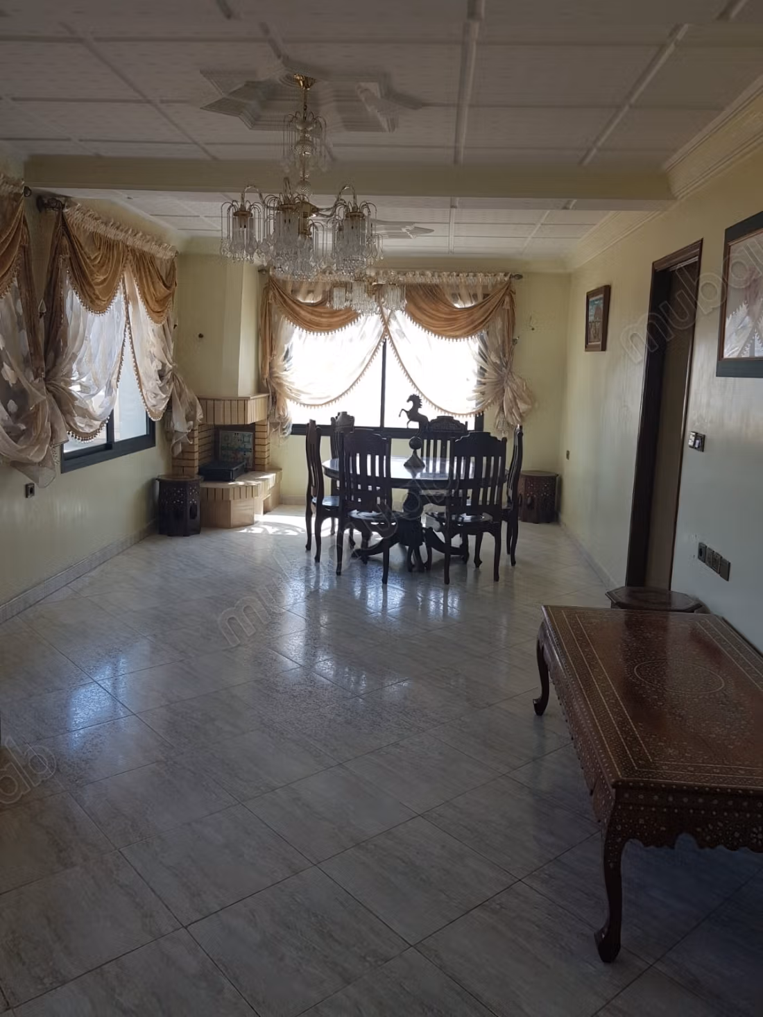 Appartement te koop in De La Plage. 2 comfortabele kamers. Gemeubileerd