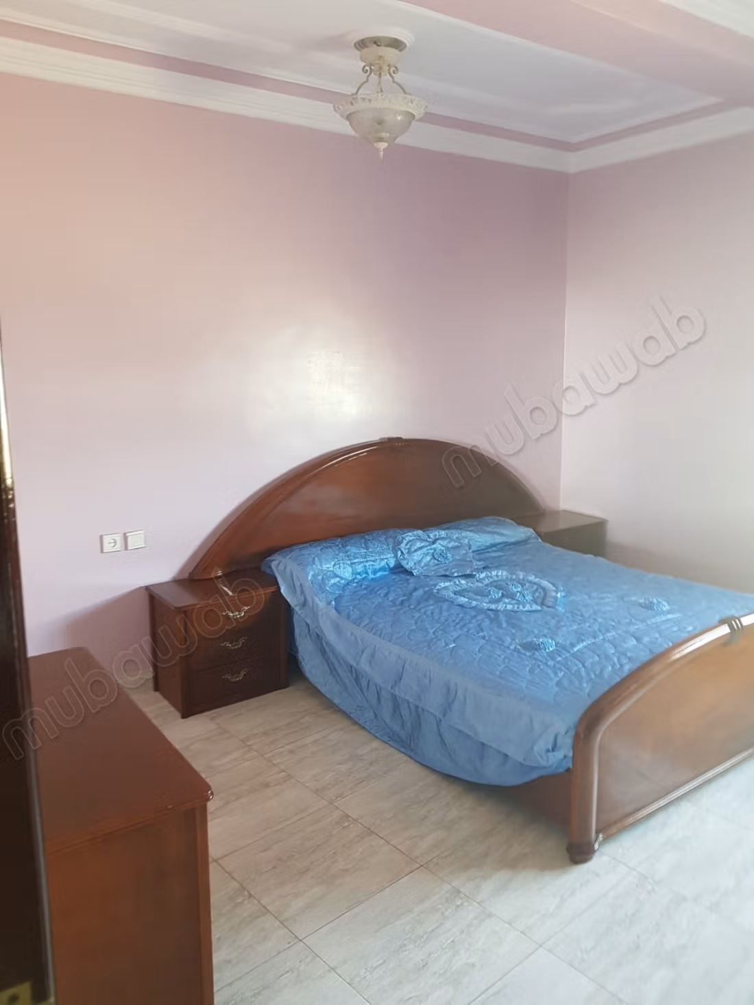 Appartement te koop in De La Plage. 2 comfortabele kamers. Gemeubileerd