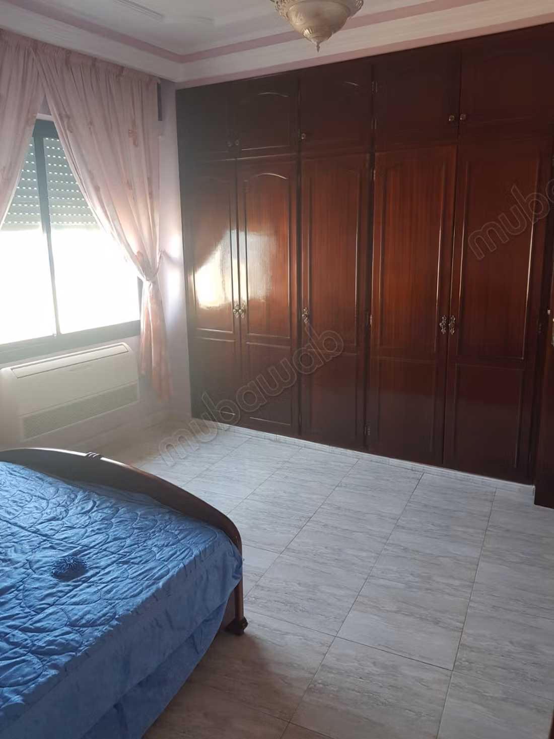 Appartement te koop in De La Plage. 2 comfortabele kamers. Gemeubileerd