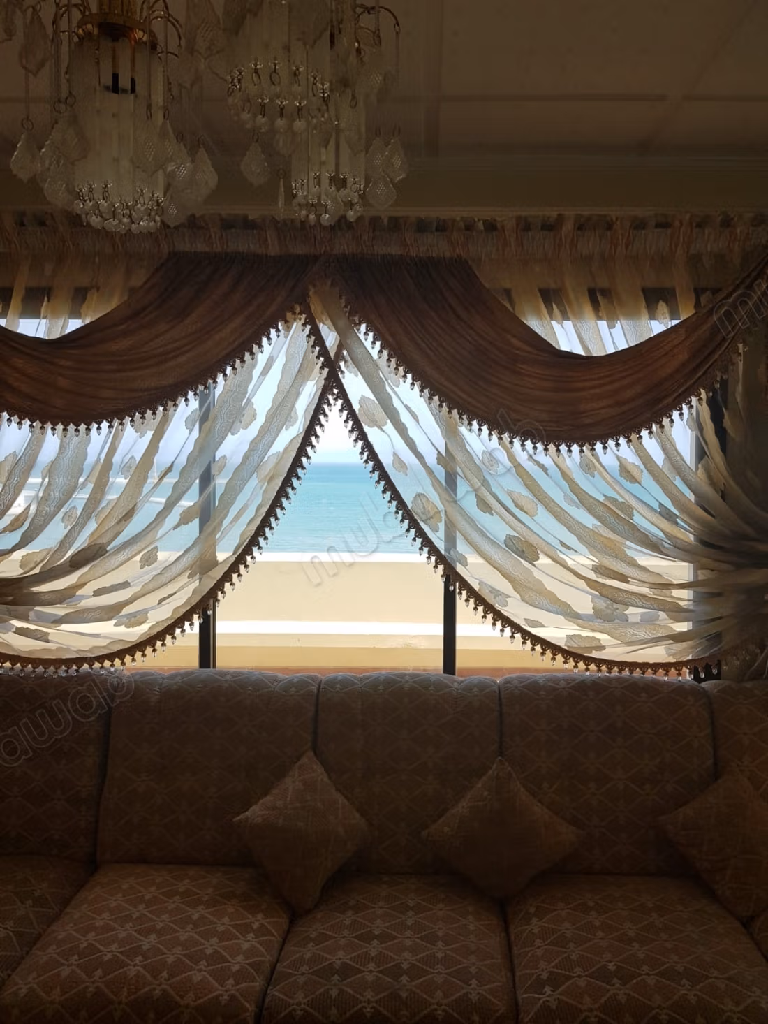 Appartement te koop in De La Plage. 2 comfortabele kamers. Gemeubileerd