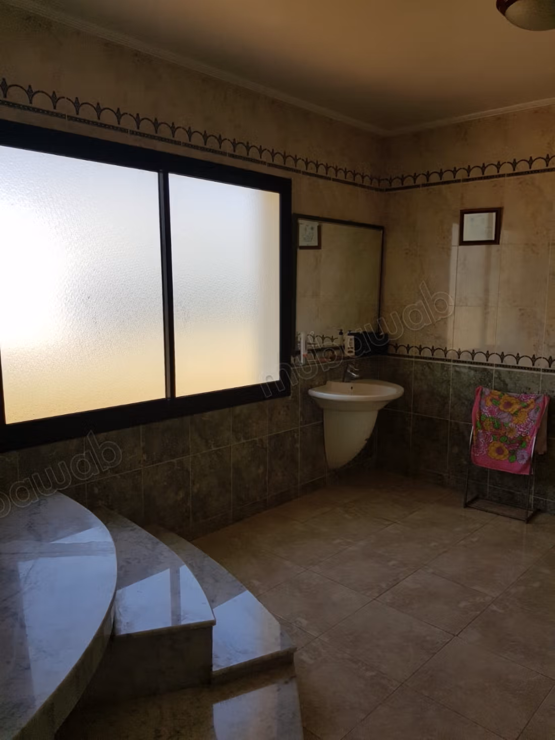 Appartement te koop in De La Plage. 2 comfortabele kamers. Gemeubileerd