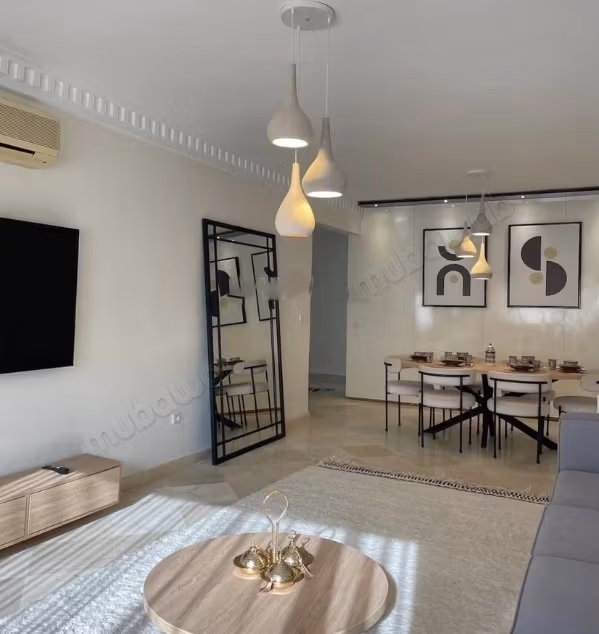 Renovated apartment in Victor HUGO