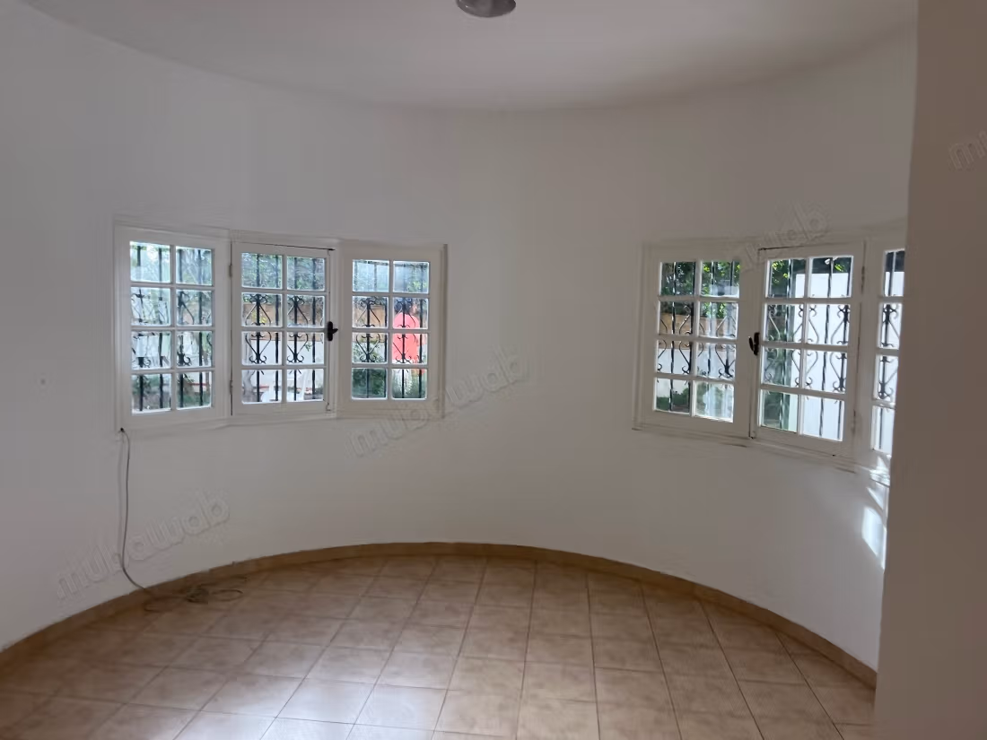Au cœur de Ain diab, maison à louer 3 chambres et deux salles de bain