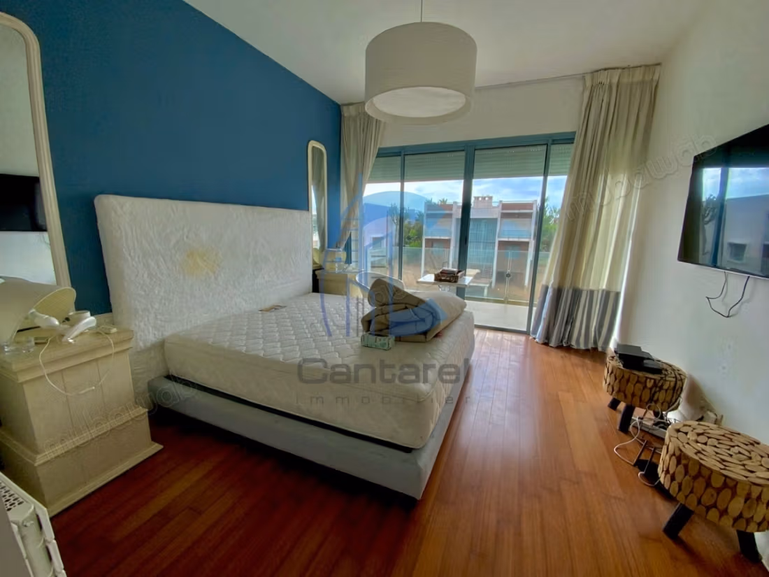 Villa for sale