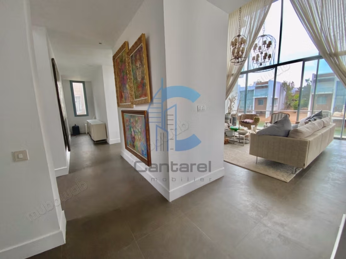 Villa for sale