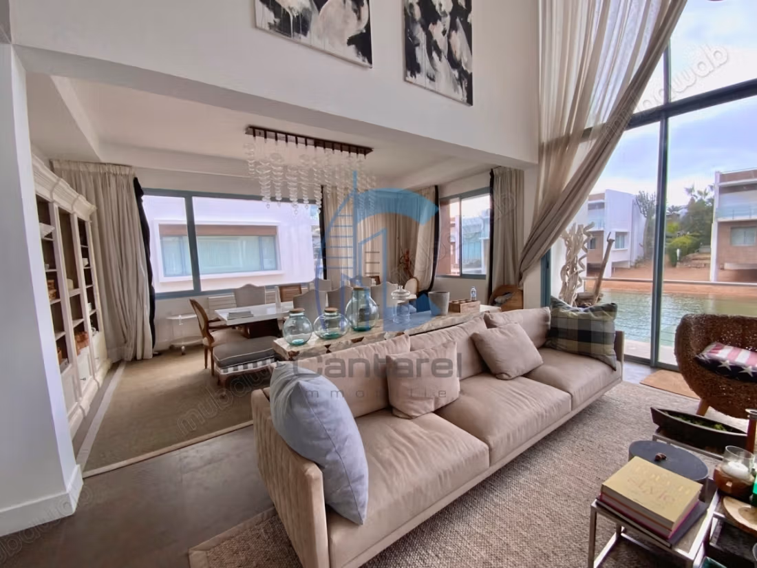 Villa for sale