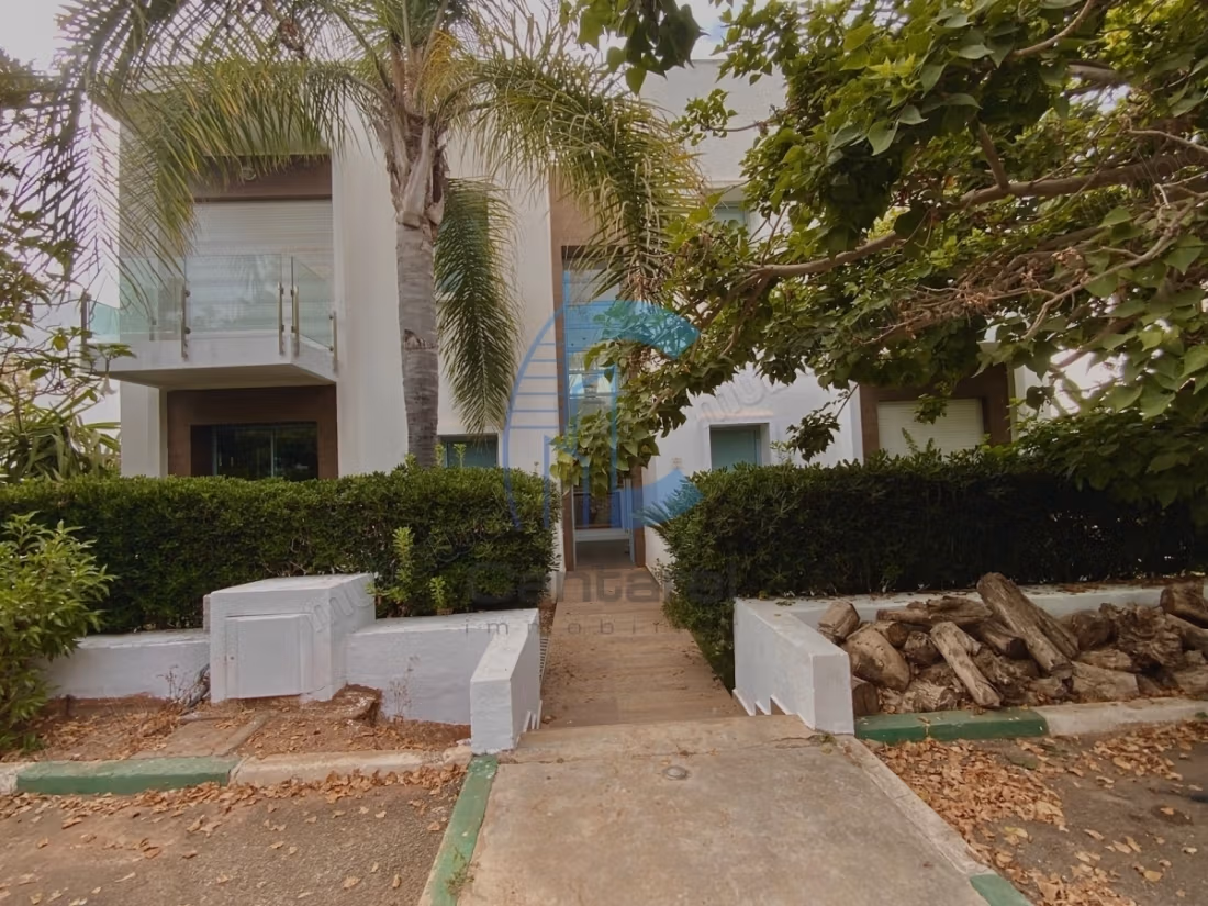 Villa for sale