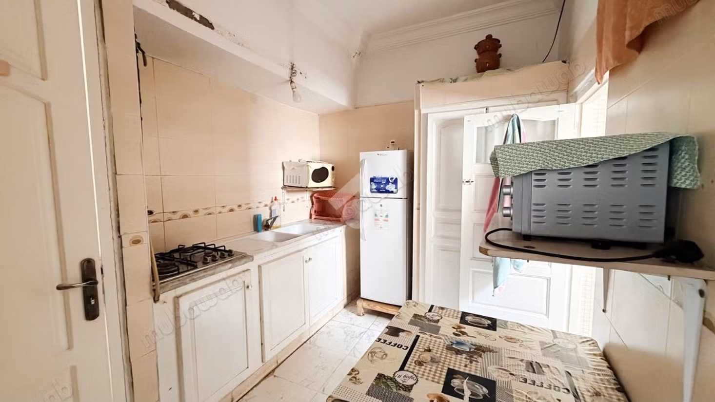 Semi-detached house for sale