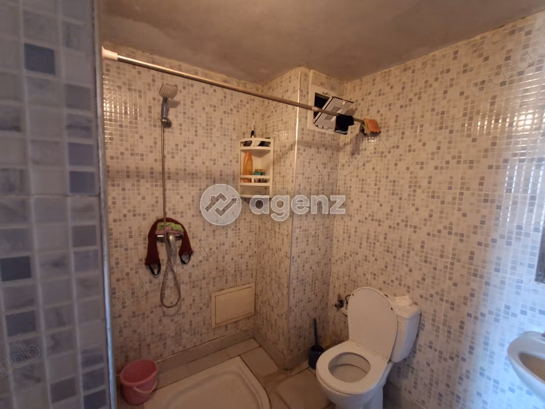 Villa à vendre 275 m², 6 chambres Skikina Skhirate Témara