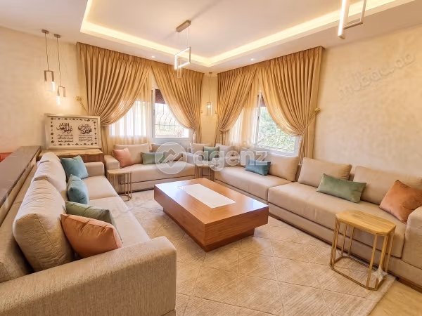 Villa in vendita di 275 m², 6 camere Skikina Skhirate Témara