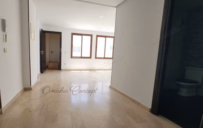 Kantoor 3 kamers 75m2 4e verdieping Maarif