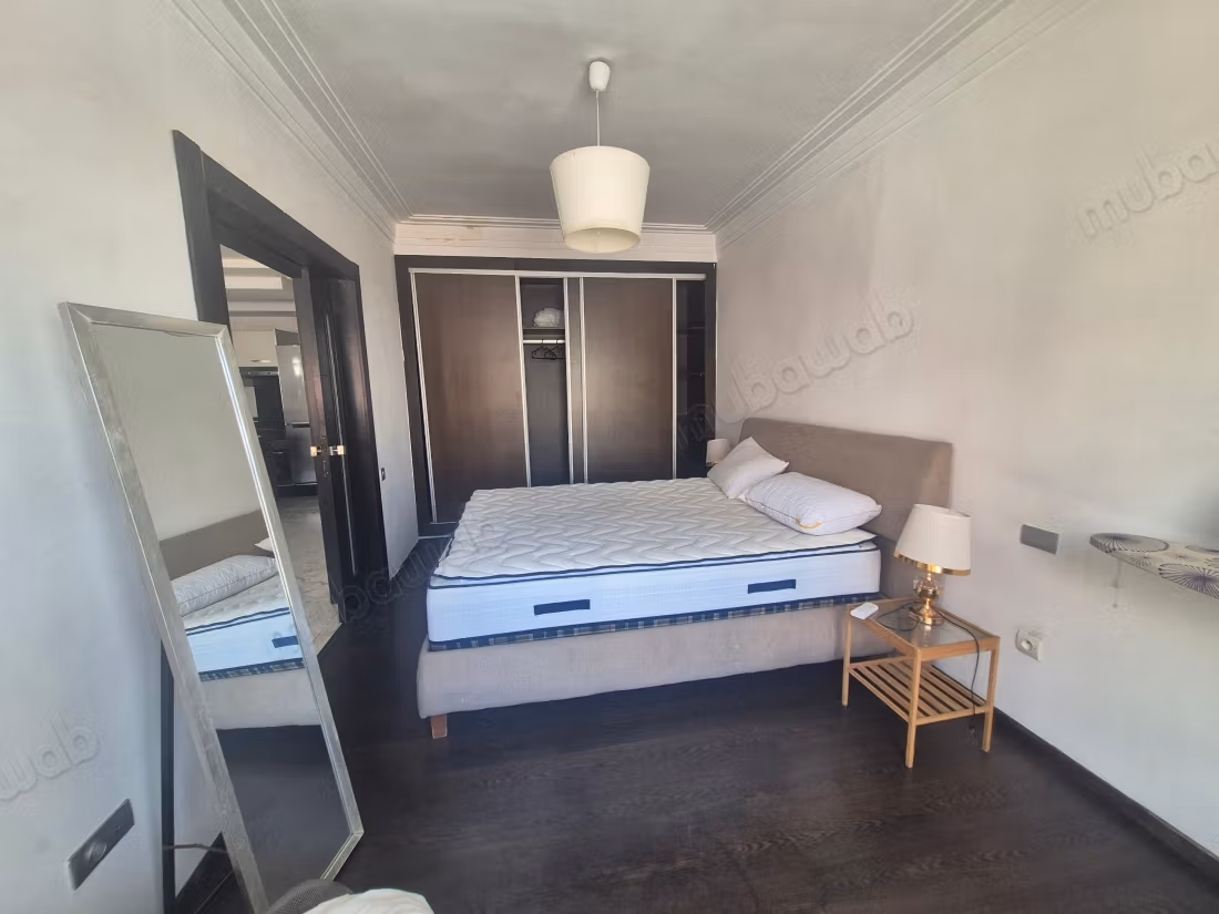 For sale - Studio with balcony Gauthier