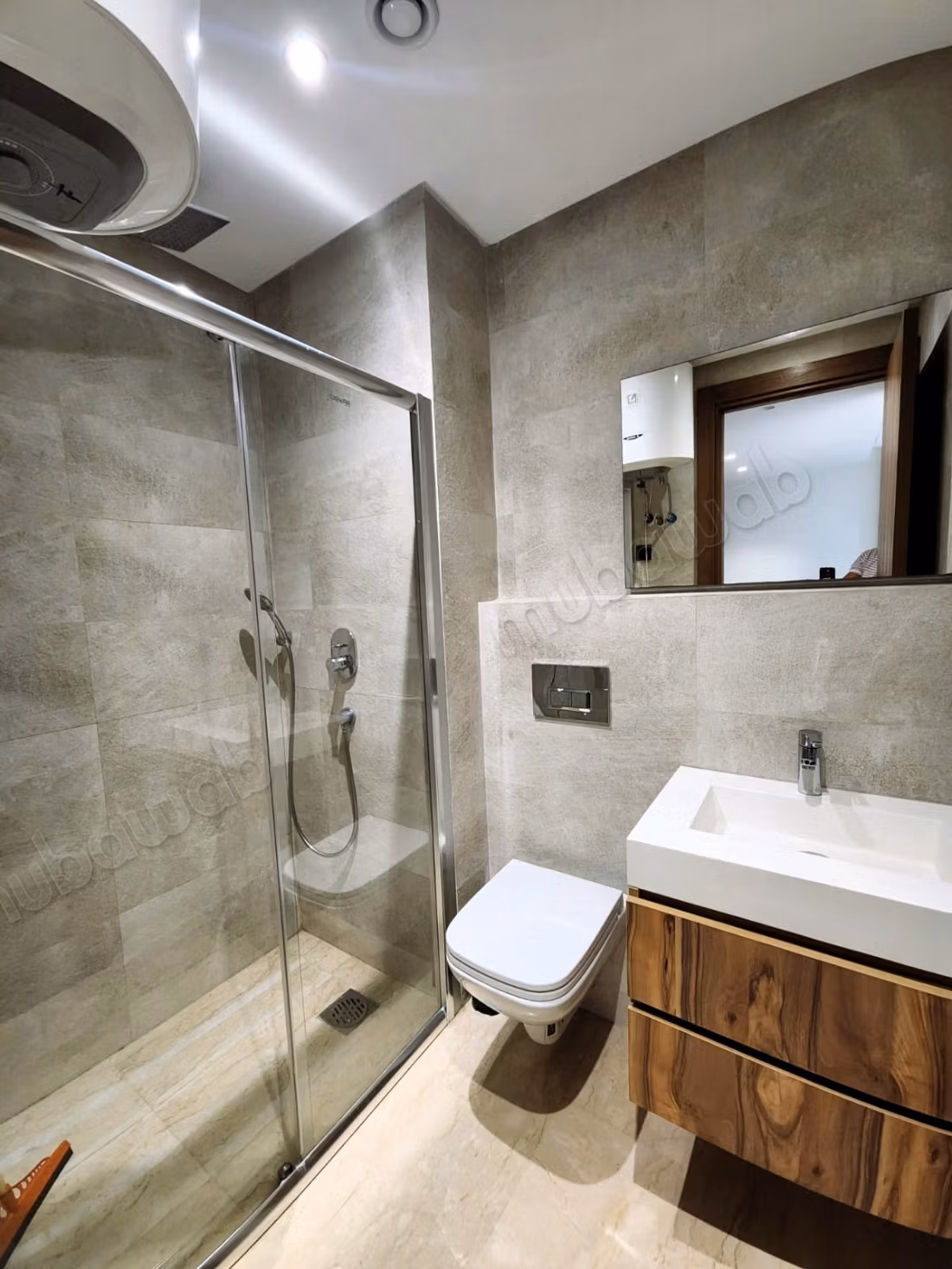 Luxe Gemeubileerd Studio van 55m2 tegenover Ziekenhuizen C.H.U