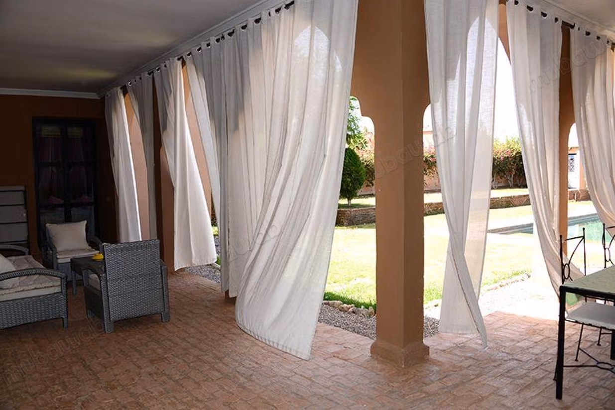 Luxury villa for rent in Taroudant. Residence with heated pool, air conditioning, and beautiful garden