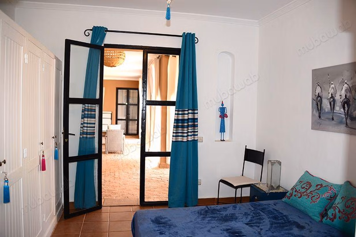 Luxury villa for rent in Taroudant. Residence with heated pool, air conditioning, and beautiful garden
