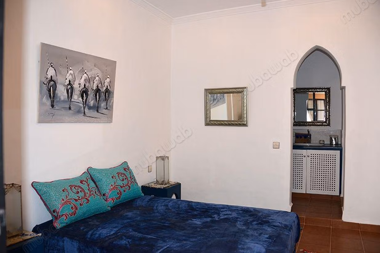 Luxury villa for rent in Taroudant. Residence with heated pool, air conditioning, and beautiful garden
