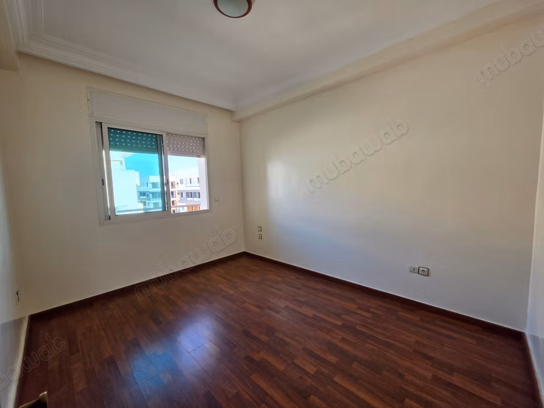 2 bedroom apartment, 75 m², California