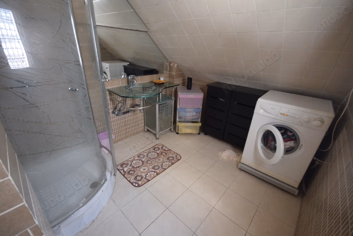 Bel appartamento arredato 2 camere con terrazza a Maarif