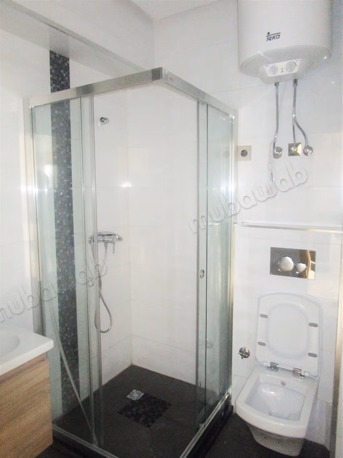 Leeg luxe appartement van 90 m² in Q. Frankrijk Stad tegenover de tram
