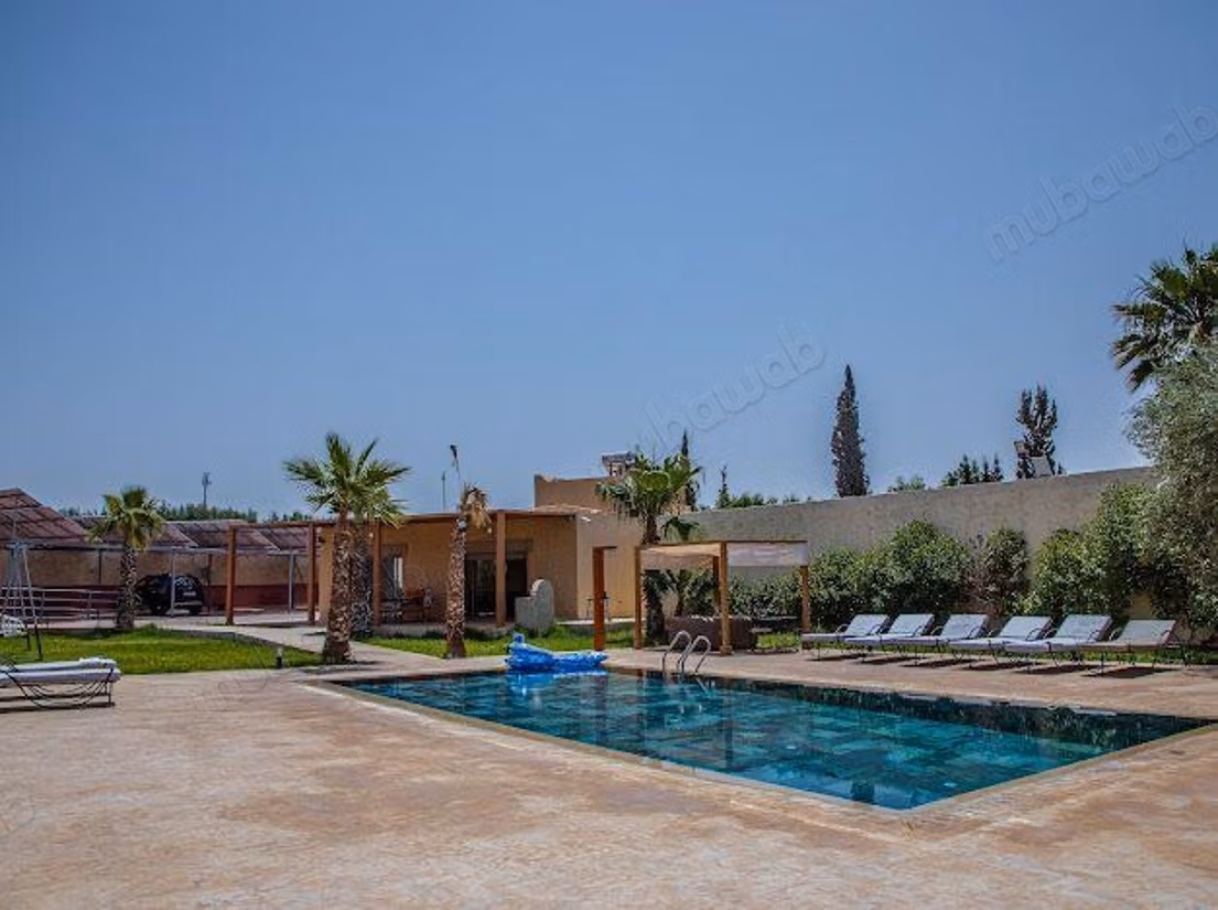 Excellent deal, Double luxury villa with private pools on a 5000 m² plot, Fez Road