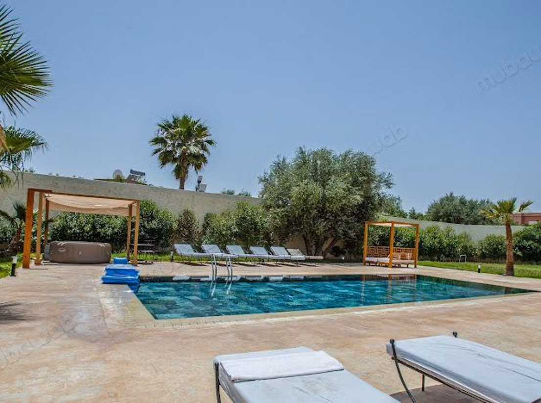 Excellent deal, Double luxury villa with private pools on a 5000 m² plot, Fez Road