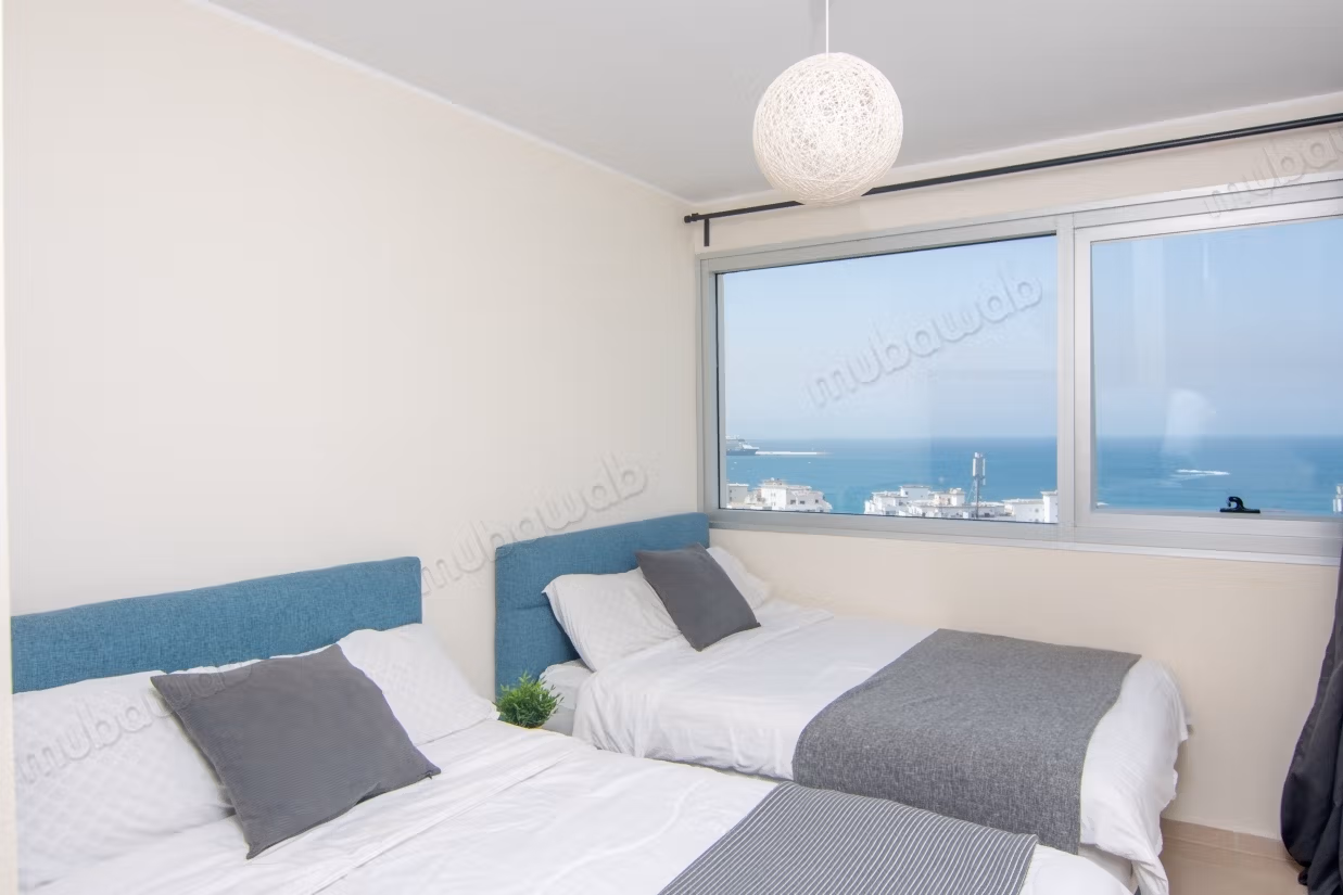 Zeezicht Ontsnapping, Heldere en Elegante Appartement