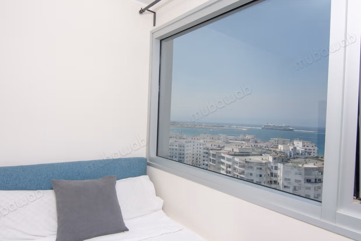 Zeezicht Ontsnapping, Heldere en Elegante Appartement