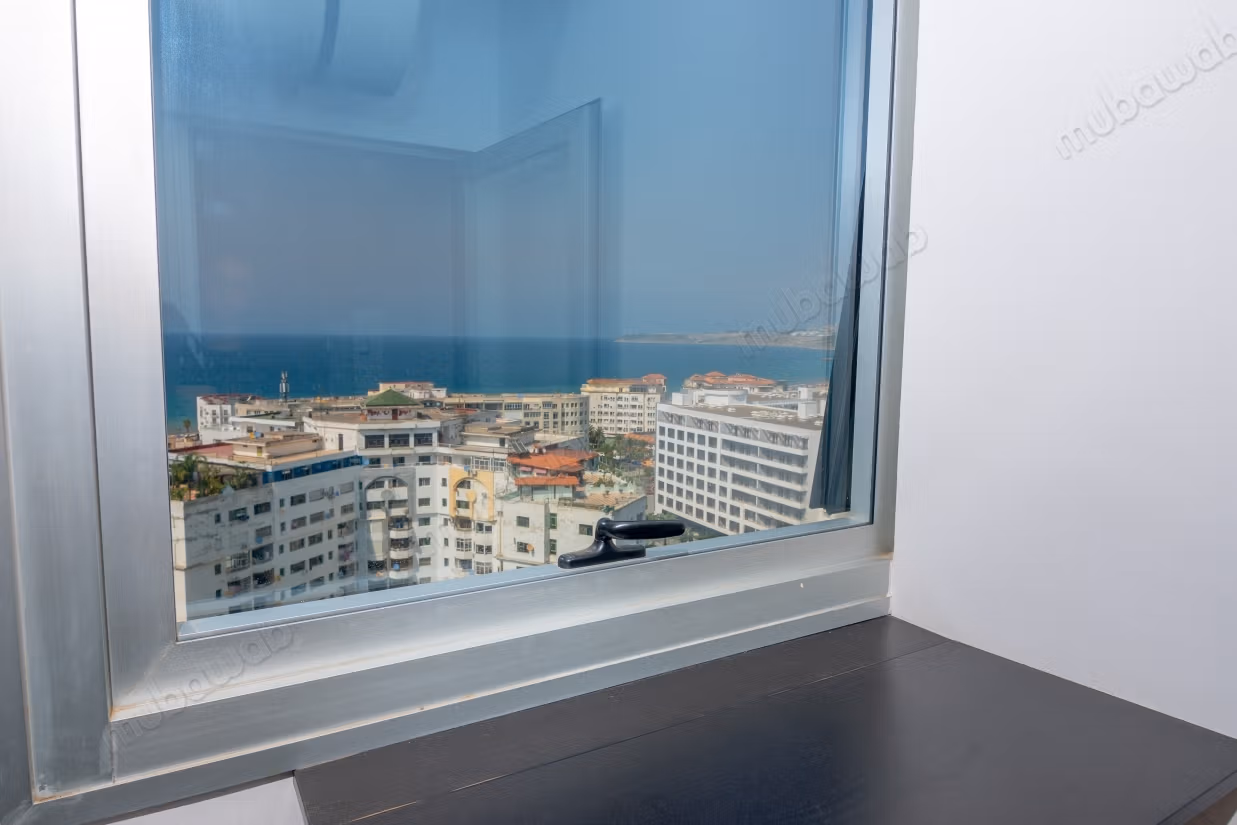 Zeezicht Ontsnapping, Heldere en Elegante Appartement