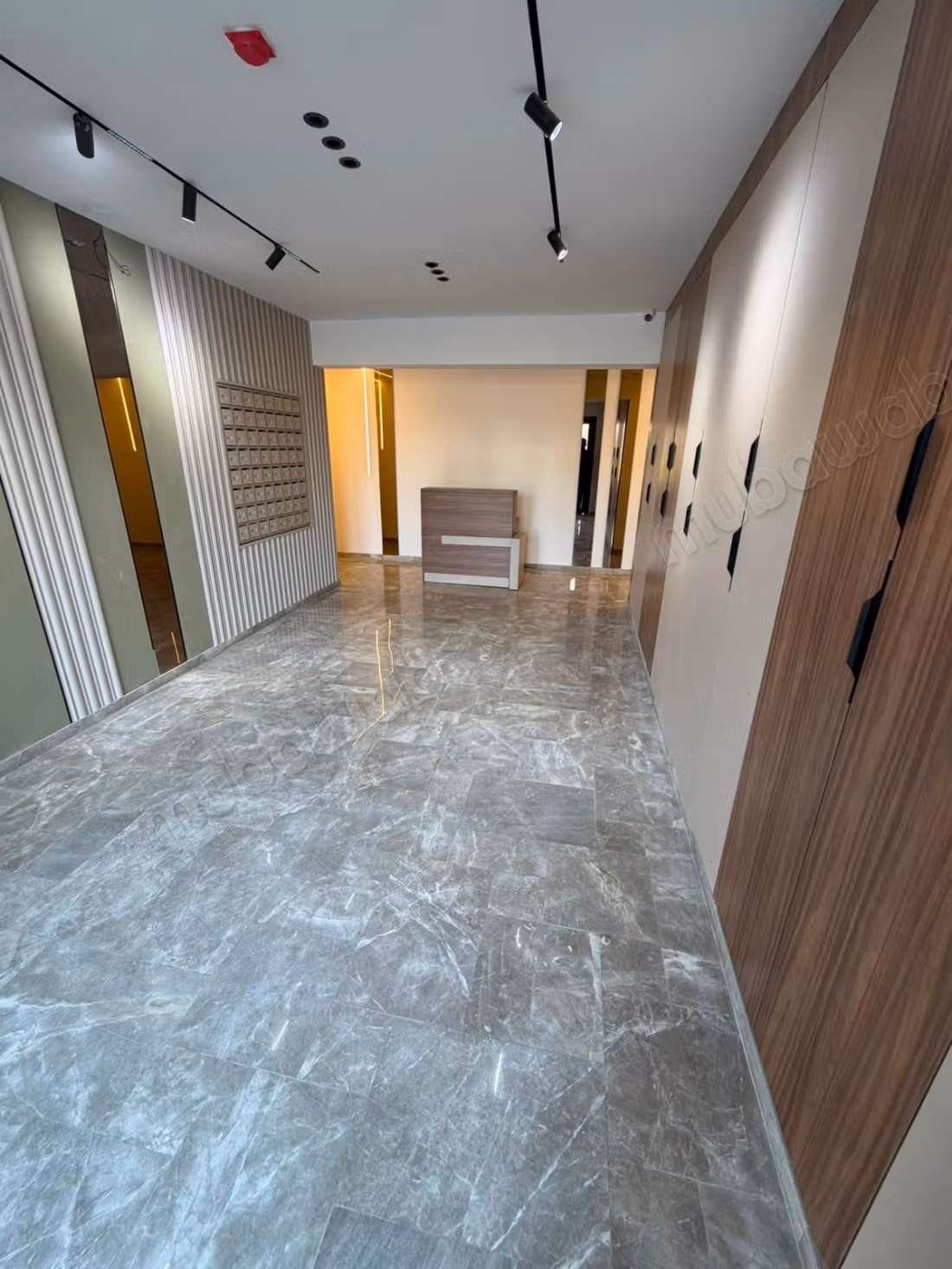 A louer Plateau bureau neuf Quartier Almaz