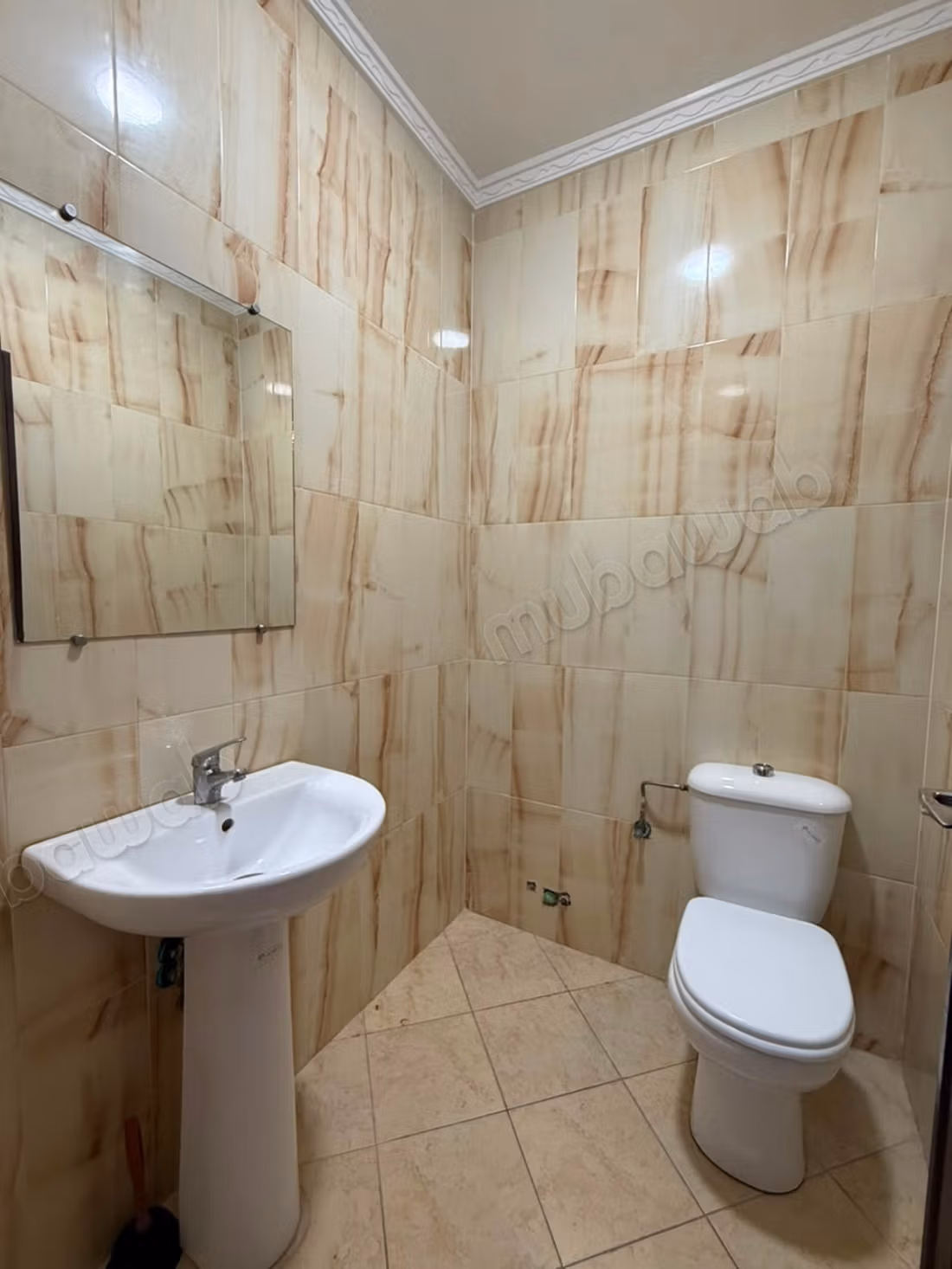  Appartement - Dichtbij het Ontvangstcentrum