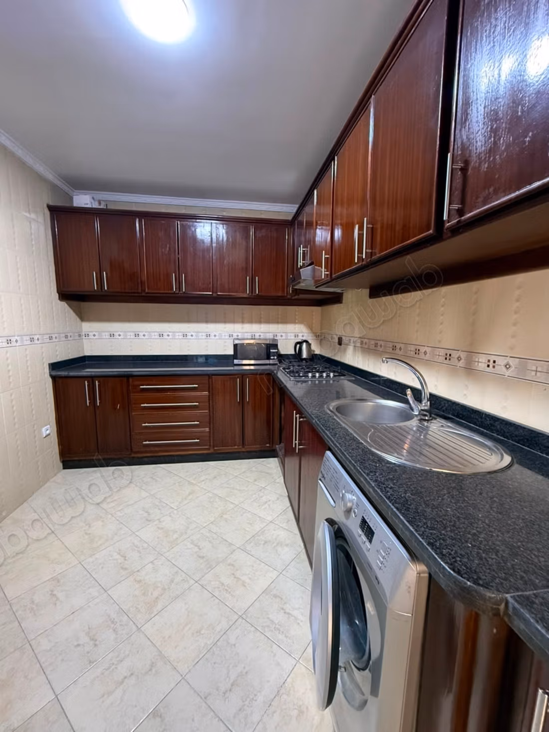  Appartement - Dichtbij het Ontvangstcentrum