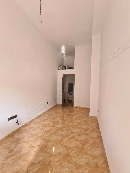 Magasin neuf 17m² avec WC à vendre à Moulay Rachid