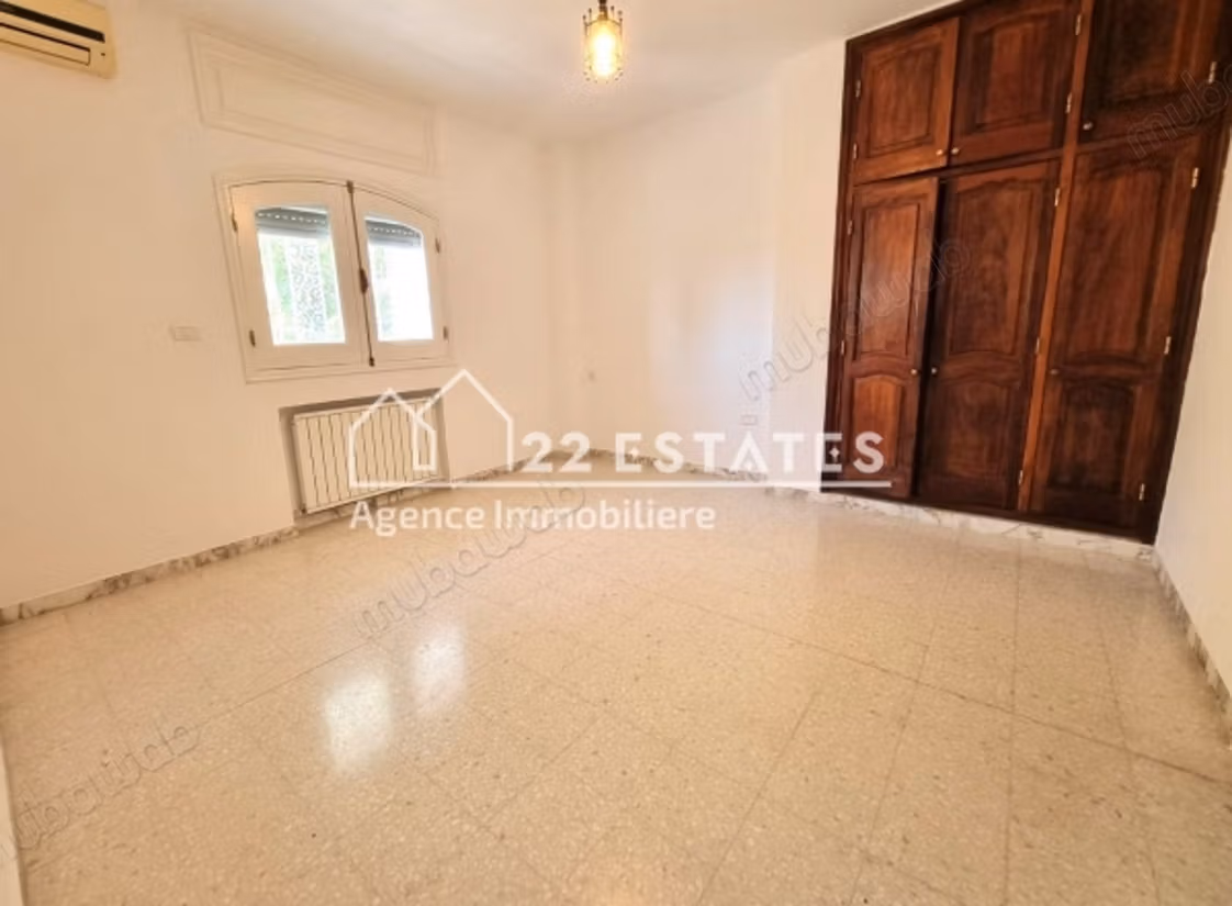 Villa S5 con piscina a Cartagine Salambo