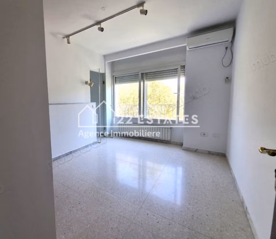 Villa S5 con piscina a Cartagine Salambo