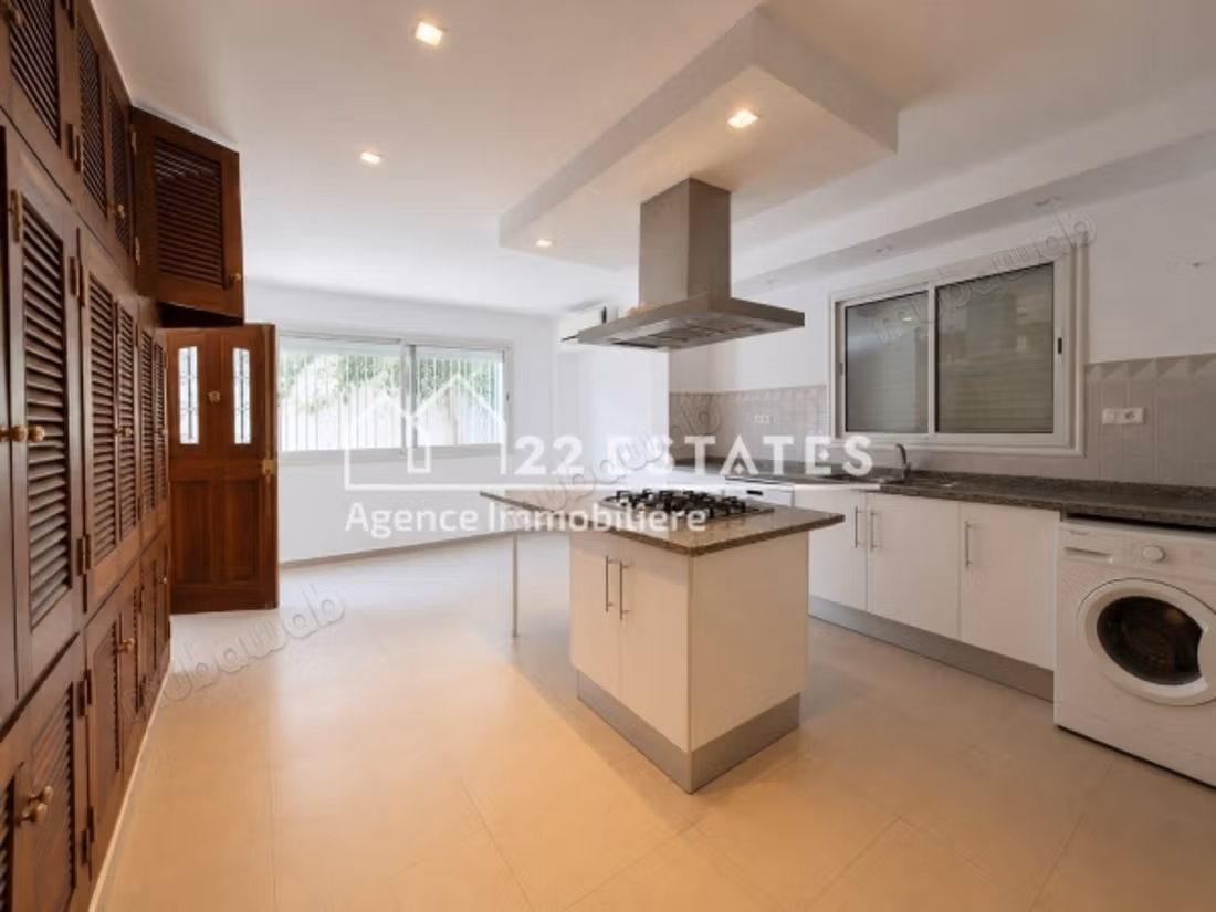 Villa S5 con piscina a Cartagine Salambo