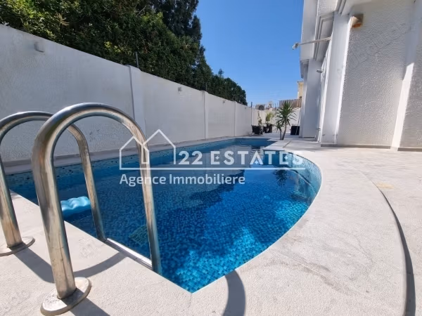 Villa S5 con piscina a Cartagine Salambo