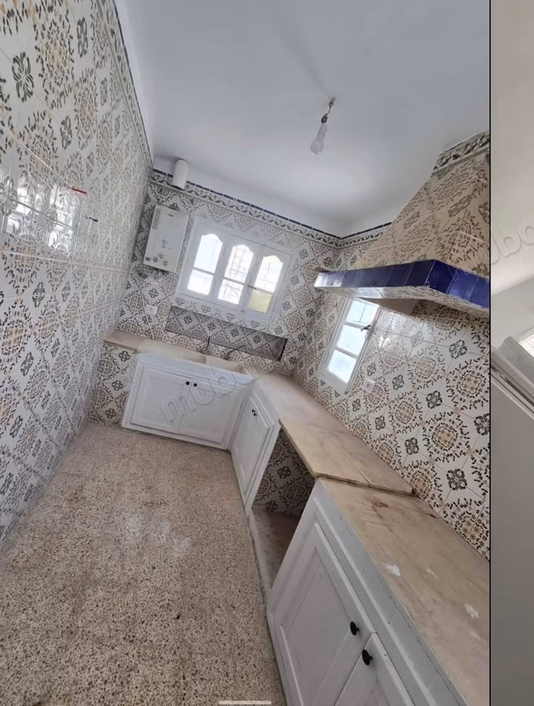 Villa uso Commerciale a Soukra