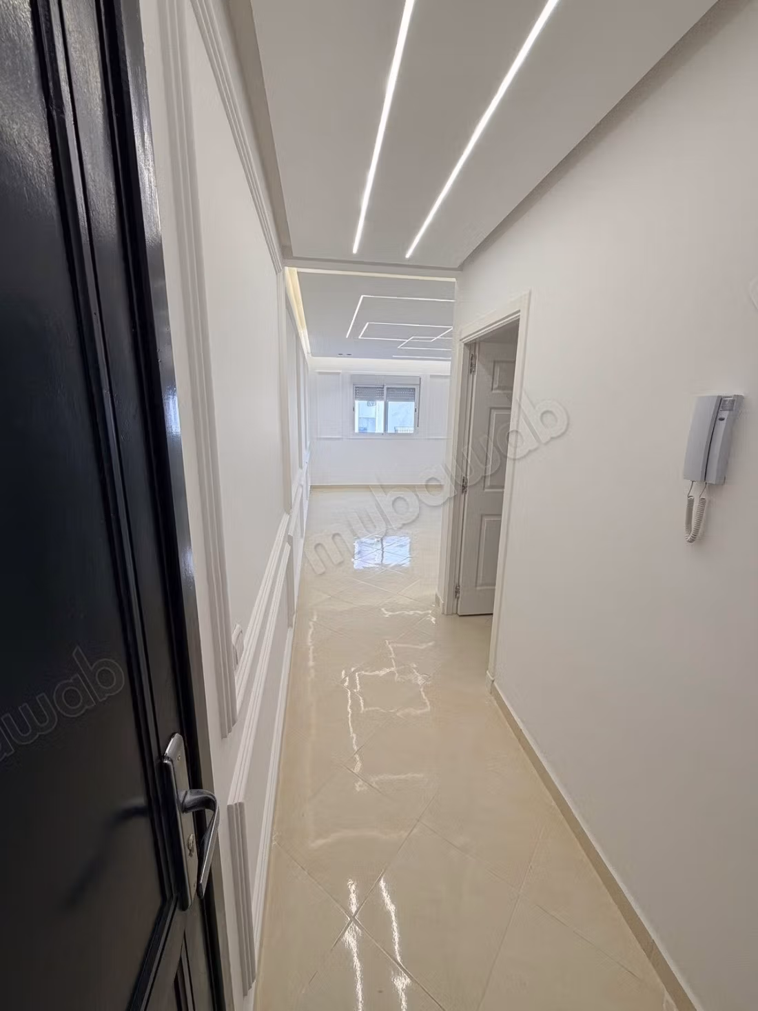 Medium standing apartment tanja balia