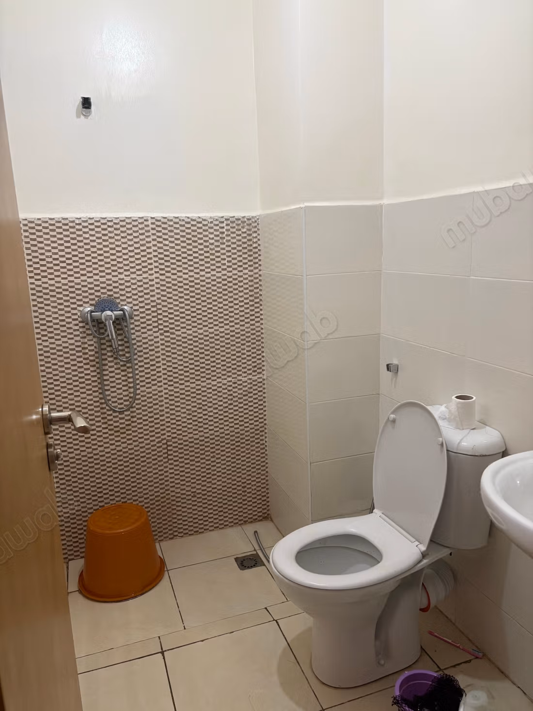 Great apartment for rent. 2 lovely rooms. Cellar
