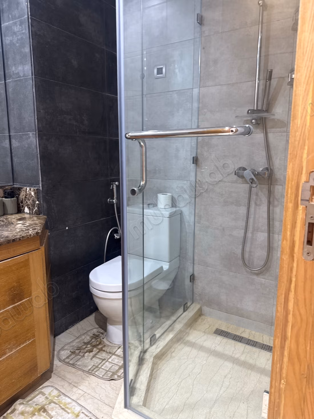 Furnished apartment - 2 bedrooms, Ferme Bretonne Available immediately